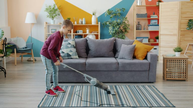Featured image for Pulizia e Sanificazione: Qual è la Differenza e Quando Sono Necessarie?